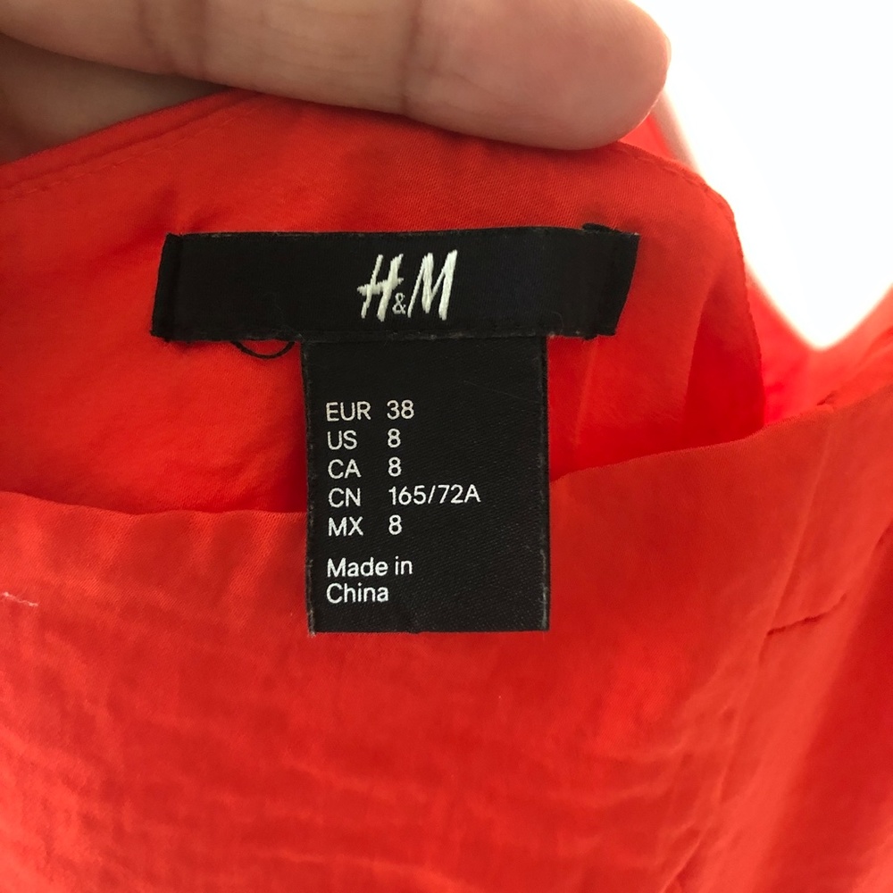 🌺 H&M shorts romper - Picture 6 of 10